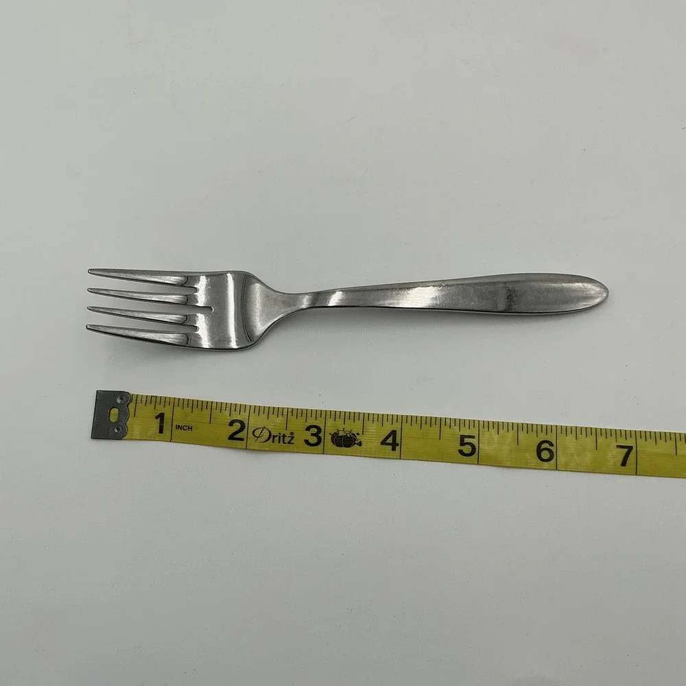 Oneida 18/0 Stainless Steel Salad Forks Set of 4 Polished Rounded Handle 6.75